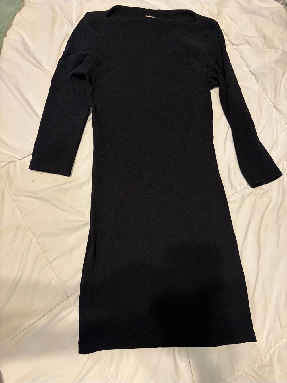 Women’s Black Long-Sleeve Knit Midi Dress